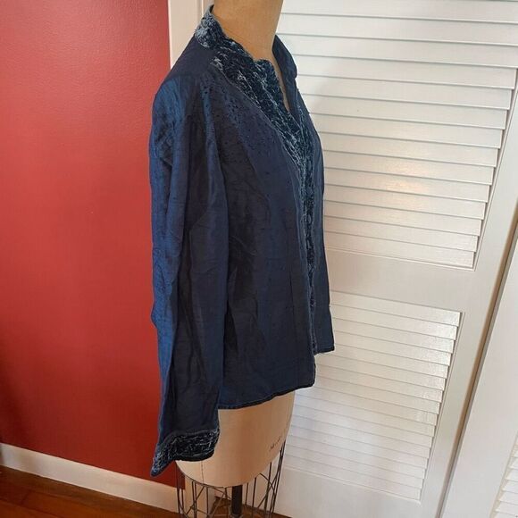 CHICO’S | 100% silk cerulean blue jacket 3 or L - Picture 4 of 6
